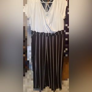 Maurices Black & White Dressy Jumper Size XXL